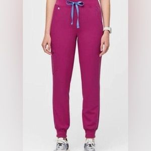 FIGS Raspberry Sorbet Zamora Jogger